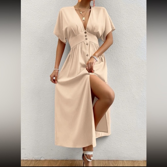 Boho button detail surplice neck midi dress - Picture 1 of 8